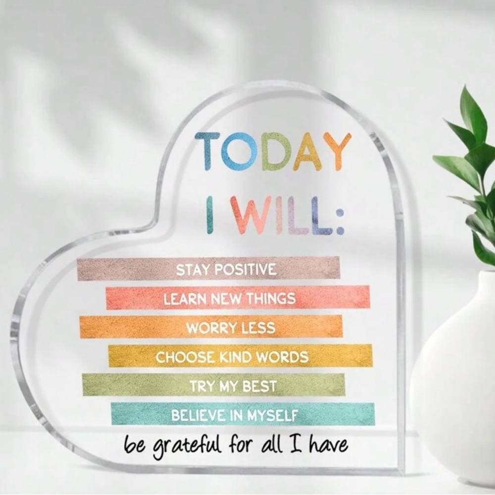 Motivational Heart Shaped Display NWOT